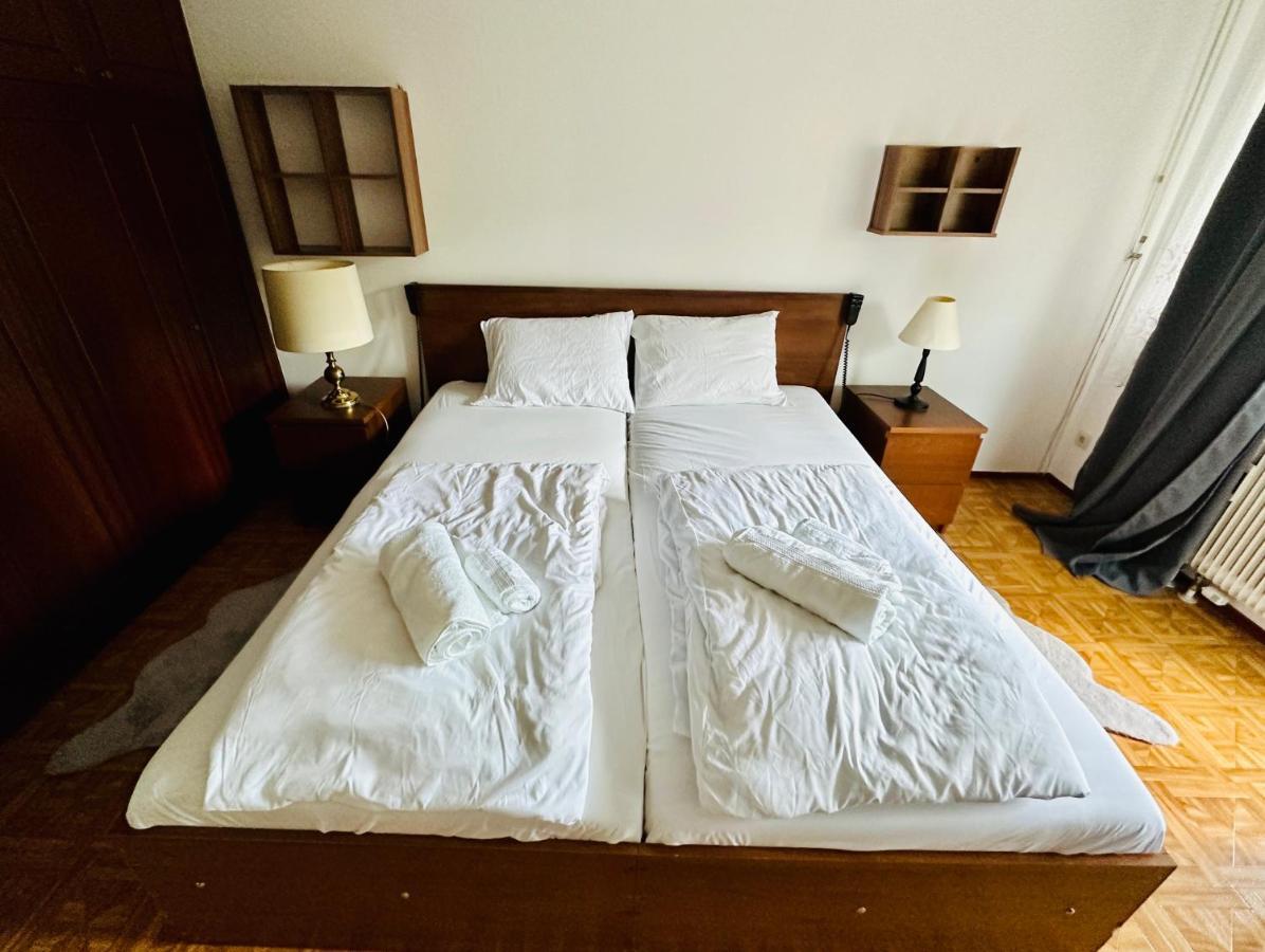 2 Rooms Flat With Balcony, Near Of Center Vídeň Exteriér fotografie